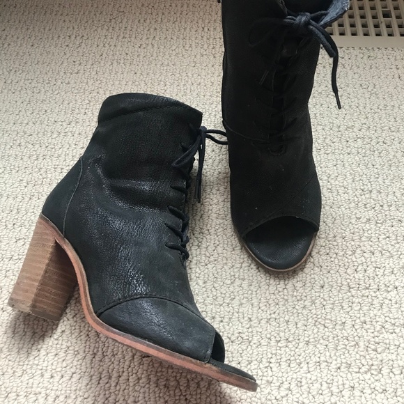 Seychelles Open Toe Bootie Heels - Picture 1 of 4